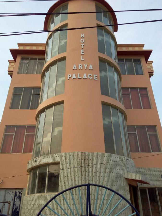 Hotel Arya Palace 푸리 외부 사진